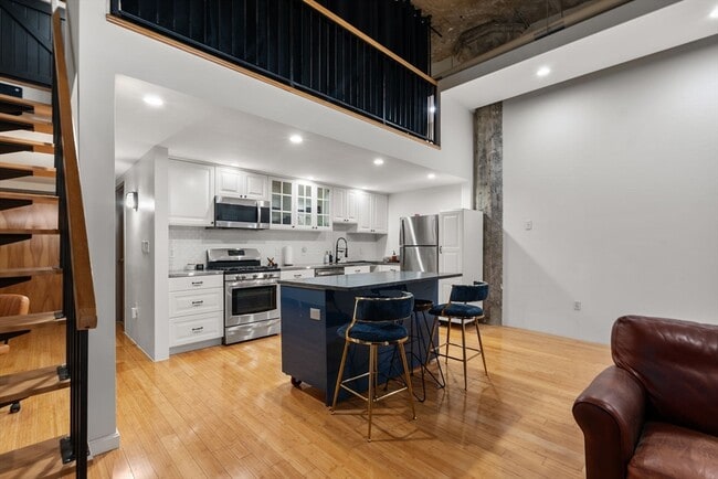 Building Photo - 156 Porter St Unit 309