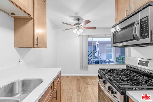 Photo - 2627 5th St Unidad 3