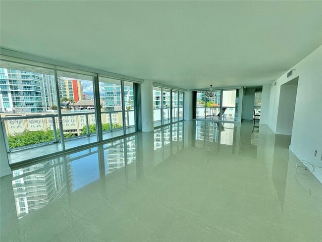 Photo - 16500 Collins Ave Unit 656