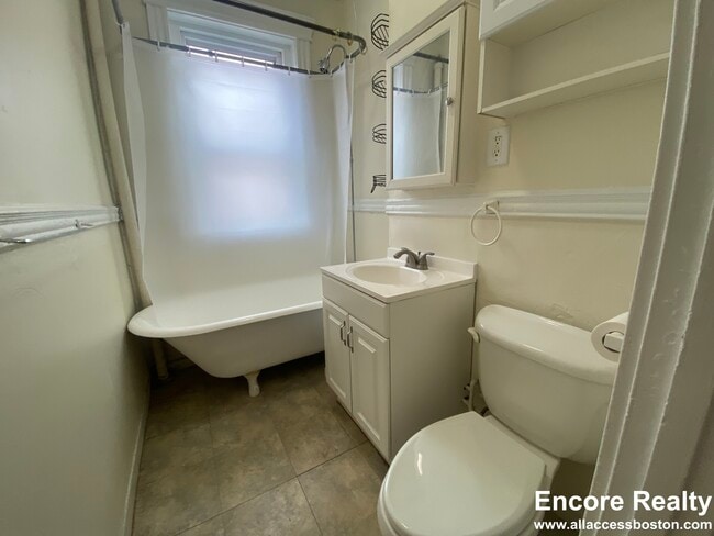 Photo - 364 Riverway Unit 01A