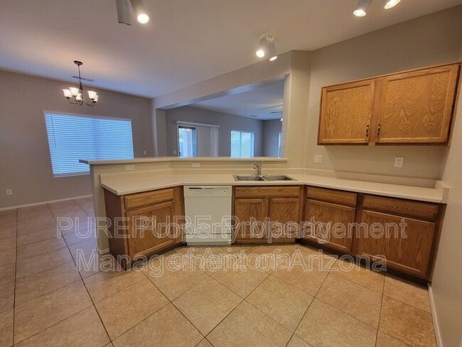 16852 W Tasha Dr