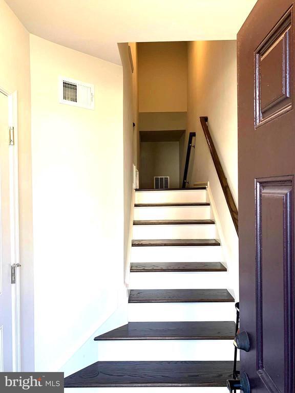 Photo - 9606 Julia Ln