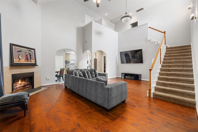 Photo - 3703 Ashford Villa Ln