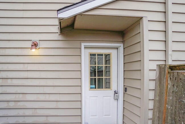 Photo - THREE BEDROOM TOWNHOME IN HAZEL DELL