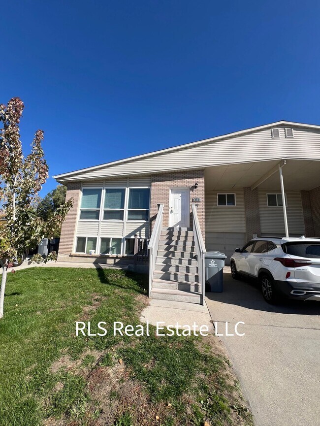 Building Photo - 8705 S Altair Drive Unit 8705