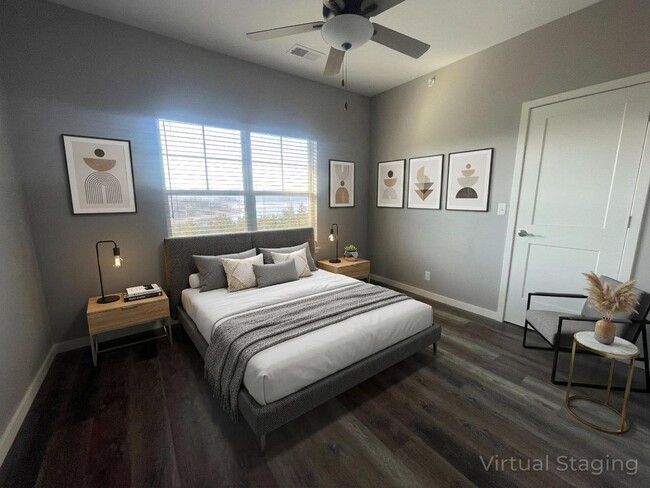 Photo - 3 Bedroom 2 Bath  Apartment With Lake-views of Table Rock Lake from each Room Unidad 339