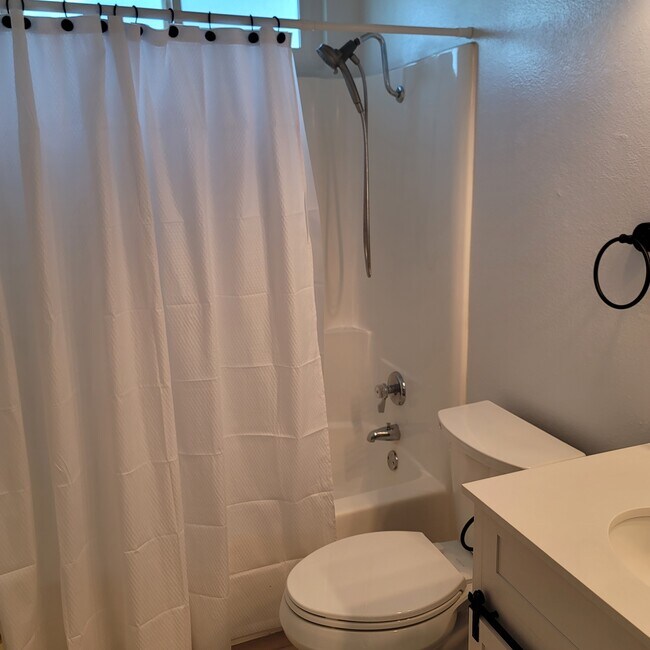 Photo - 3280 Anchor Cir