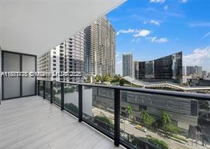 Photo - 45 SW 9th St Unidad 1110