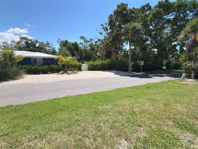 561 Tarawitt Dr