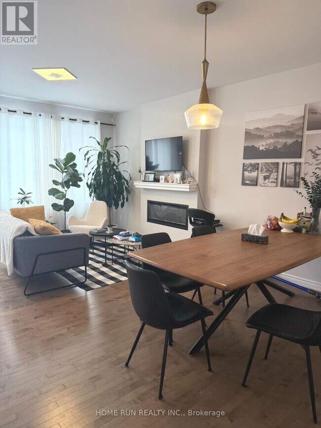 Photo - 1892 Haiku St