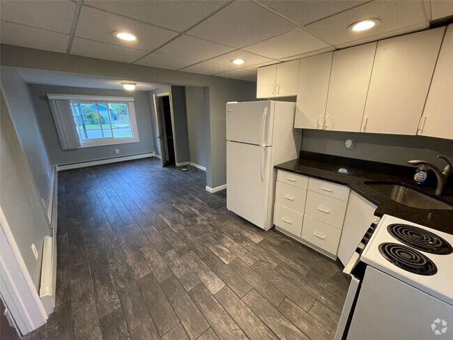 Building Photo - 128 15th St Rental