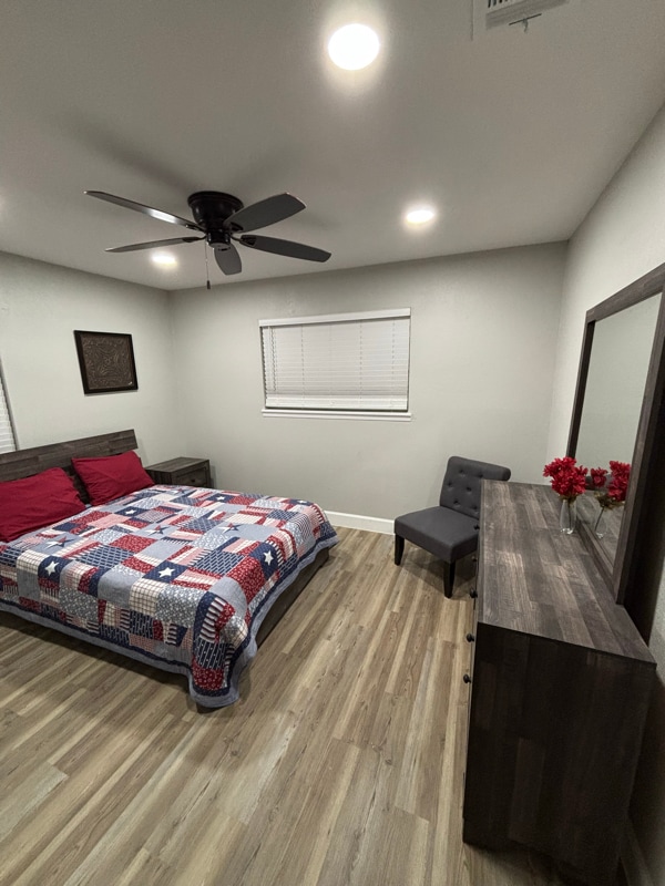 Building Photo - 141 Echols St