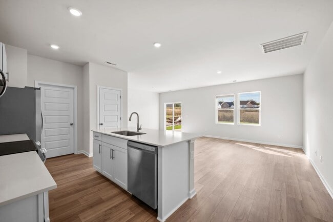 Photo - Beautiful New Construction!