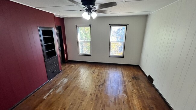 Photo - 705 E 6th St Unidad 705 E 6th St - 2