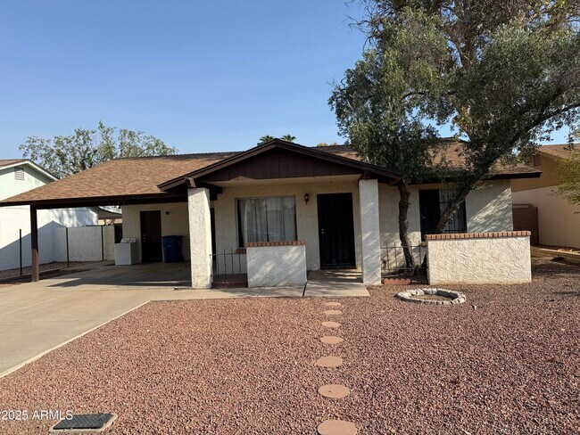 Building Photo - 2105 E Colgate Dr Rental