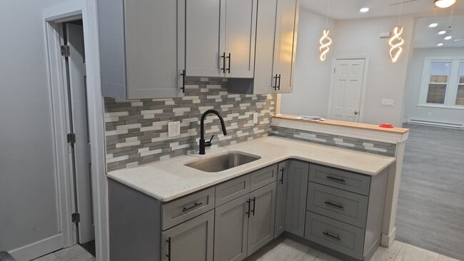 Photo - 1727 W Butler St