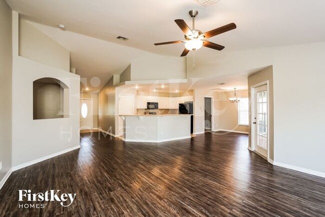 Photo - 4427 NE 10th Ct