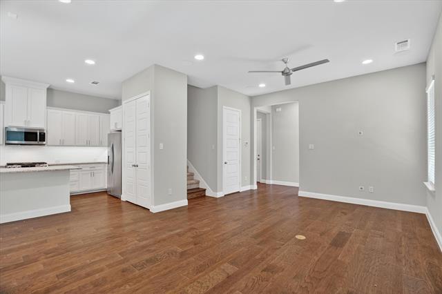 Photo - 6330 Oakbend Cir