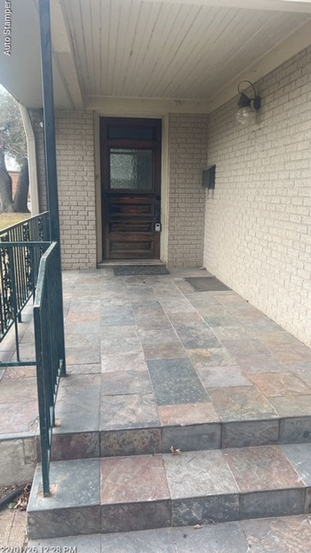 Photo - 3200 S Hills Ave