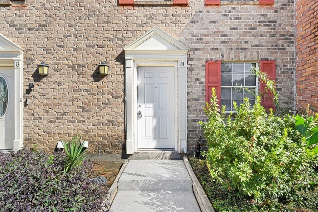 Photo - 2030 Plantation Dr Unit B-14