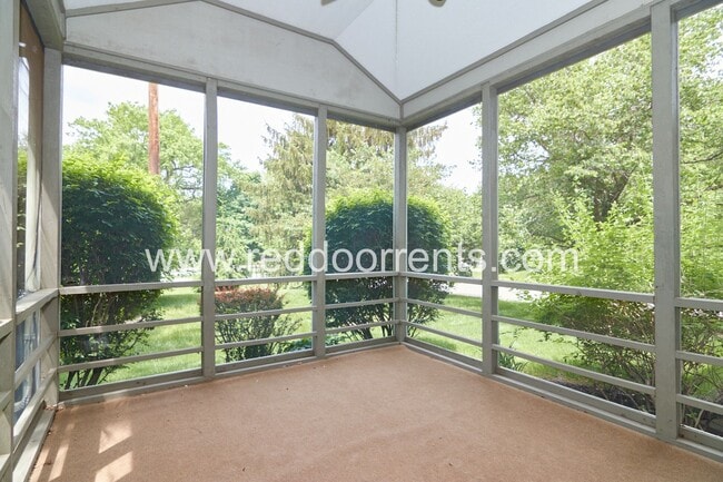 Photo - 12854 S Fleetwood Dr