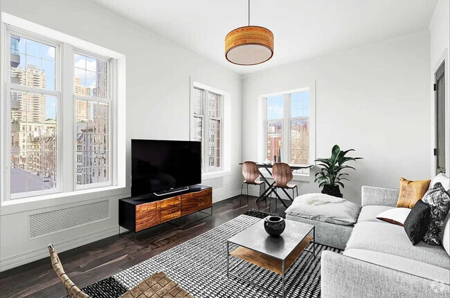 Building Photo - 10 5th Ave Rental