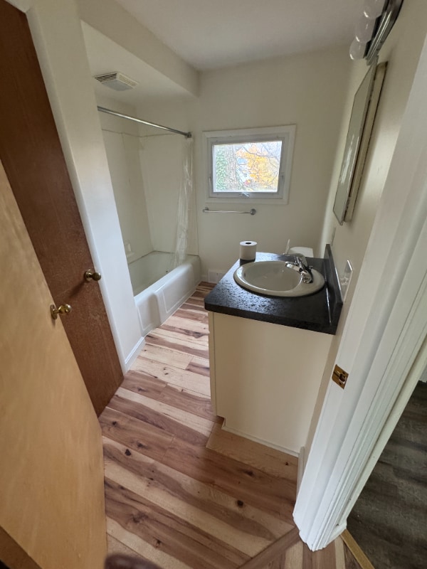 Photo - 14561 Hickox St Unit 5