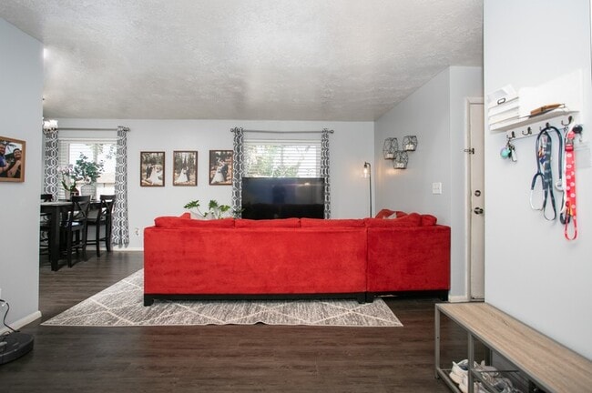 Photo - 1724 N 1450 W Unidad 1