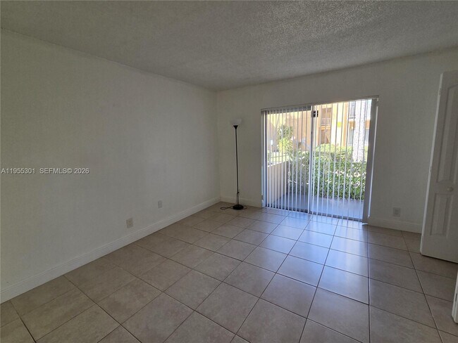 Photo - 17901 NW 68th Ave Unit T106