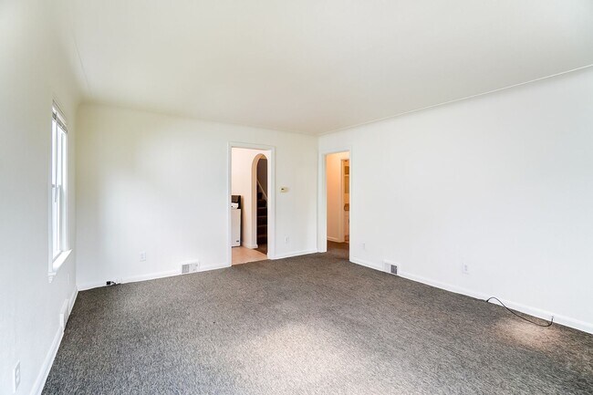 Photo - 919 Brookley Blvd