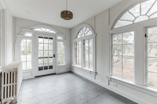 Photo - 60 Maple Ave