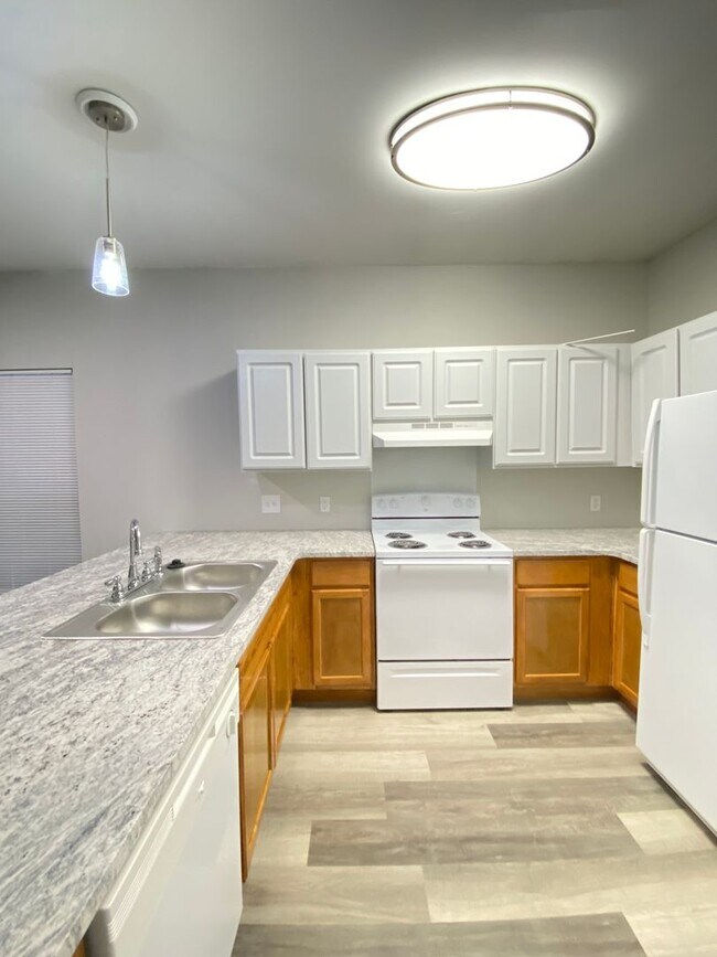 Photo - 926 Harvard Pl Unit Harvard Place - 926