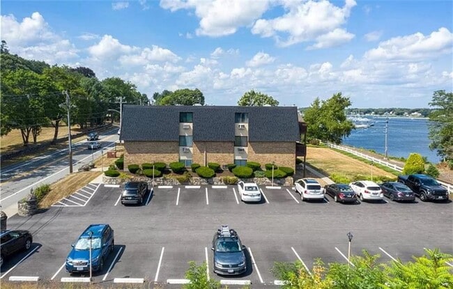 Photo - 4162 Post Rd Unit 3