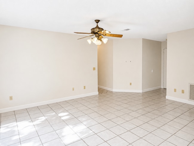 Photo - 3 Bedroom | 2 Bathroom Home with Fenced Yard