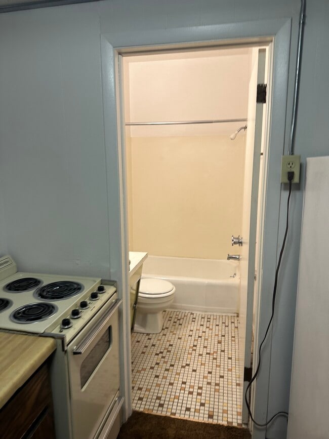 Photo - 519 State St