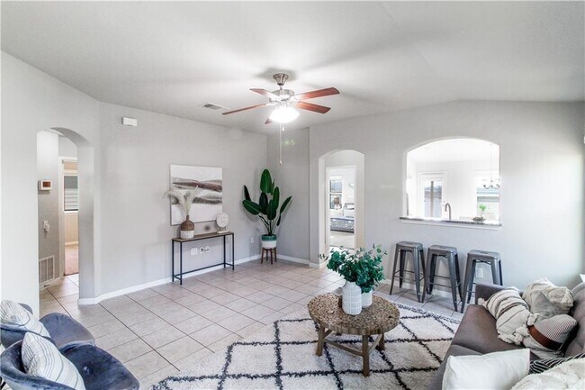 Photo - 18319 Bandelier Dr