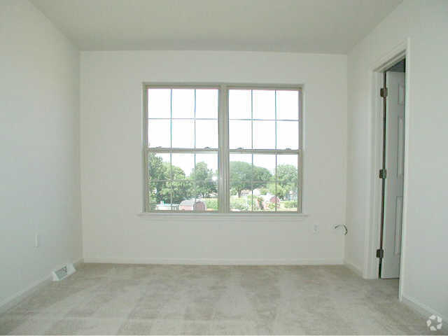 Second Bedroom - Donegal Crossing