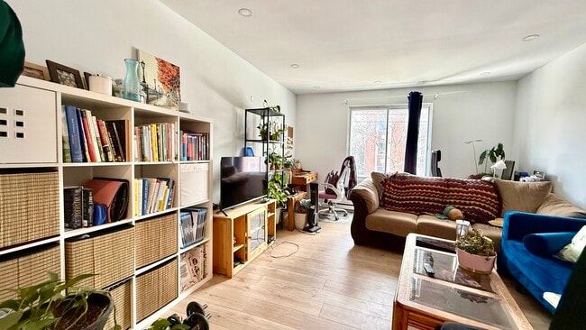 Photo - 3795 Av Saint-Kévin Unit 111