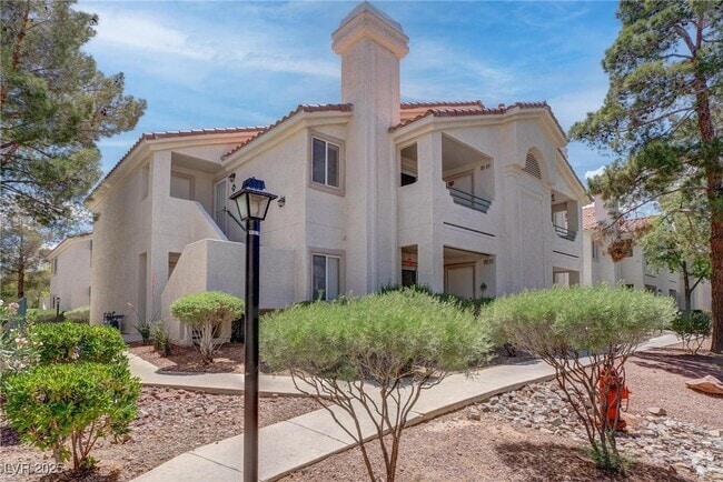 Building Photo - 7905 Idledale Ct Unit 102 Rental