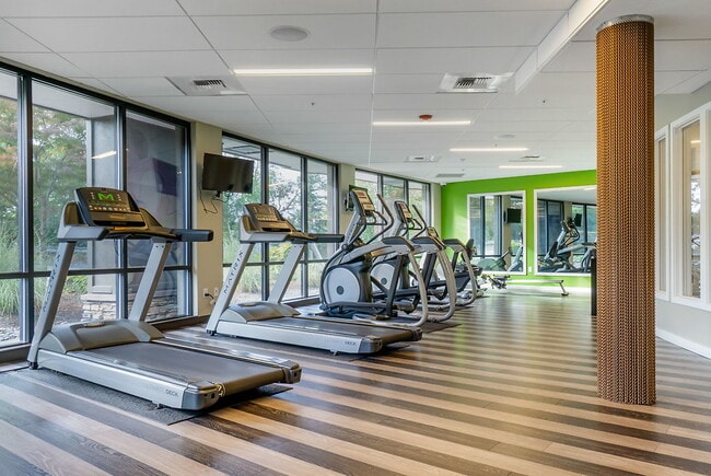 Photo - Wharfside Pointe