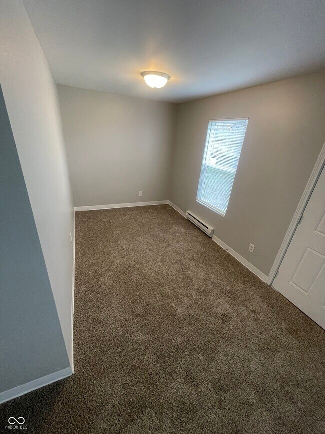 Photo - 2045 N Dearborn St