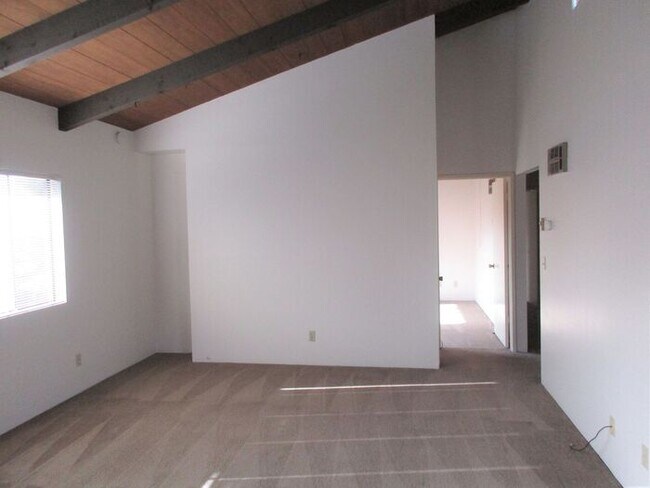 Photo - Villas West 2 Bedroom Condo - Available La... Unit a