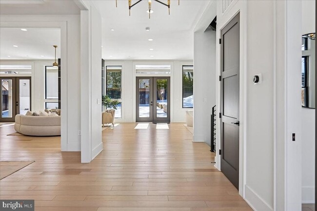 Photo - 4428 Albemarle St NW