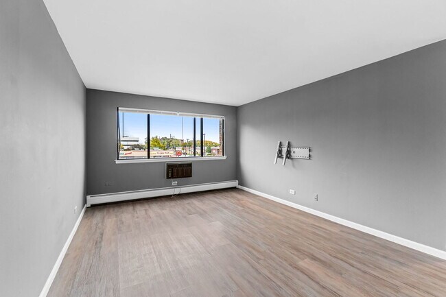 Photo - 5306 N Cumberland Ave