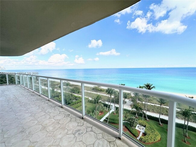Building Photo - 8855 Collins Ave Unit 8A