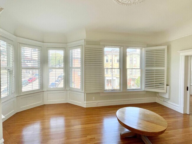 Photo - Spacious, Prime Presidio Heights Condo, Pa... Unidad 3