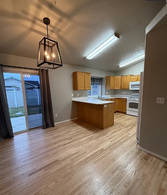 Photo - 2901 N Valam Ave