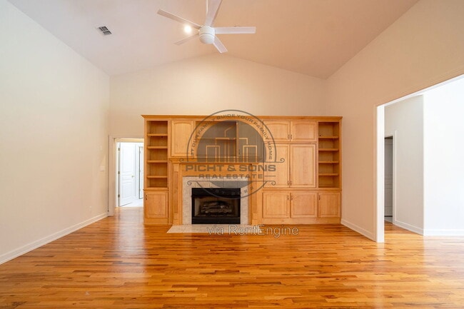 Photo - 9540 Starhawk Dr