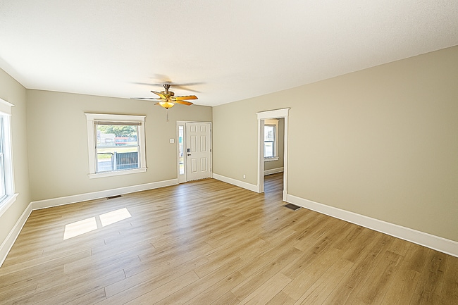 Photo - 321 Harlan St