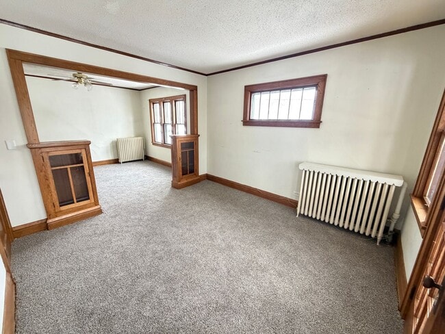Photo - 2 Bedroom w/ Garage Option - AVAILABLE APRIL 24TH! Unidad 1717 N 26th St